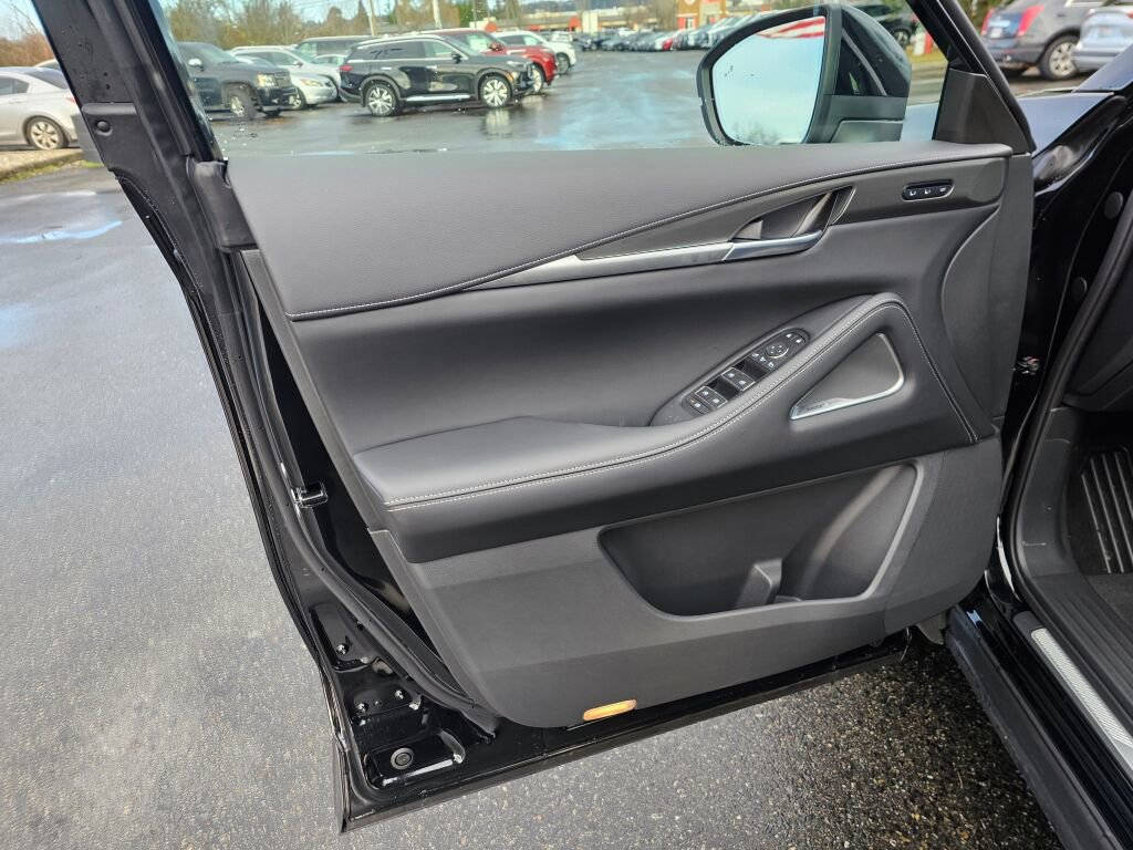 New 2025 INFINITI QX60 Luxe image 24