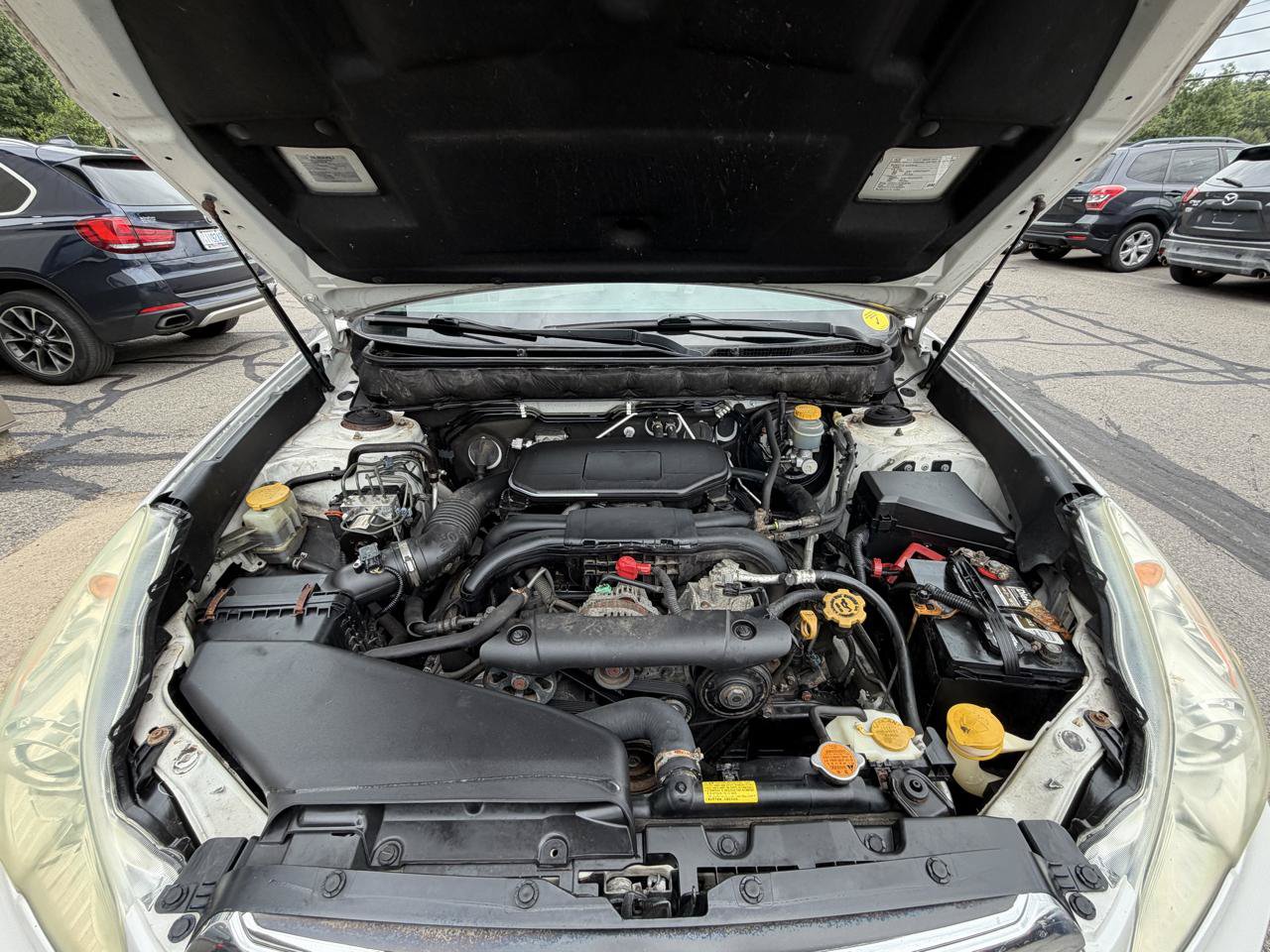 Used 2010 Subaru Outback 2.5i Premium AWD/4WD image 18