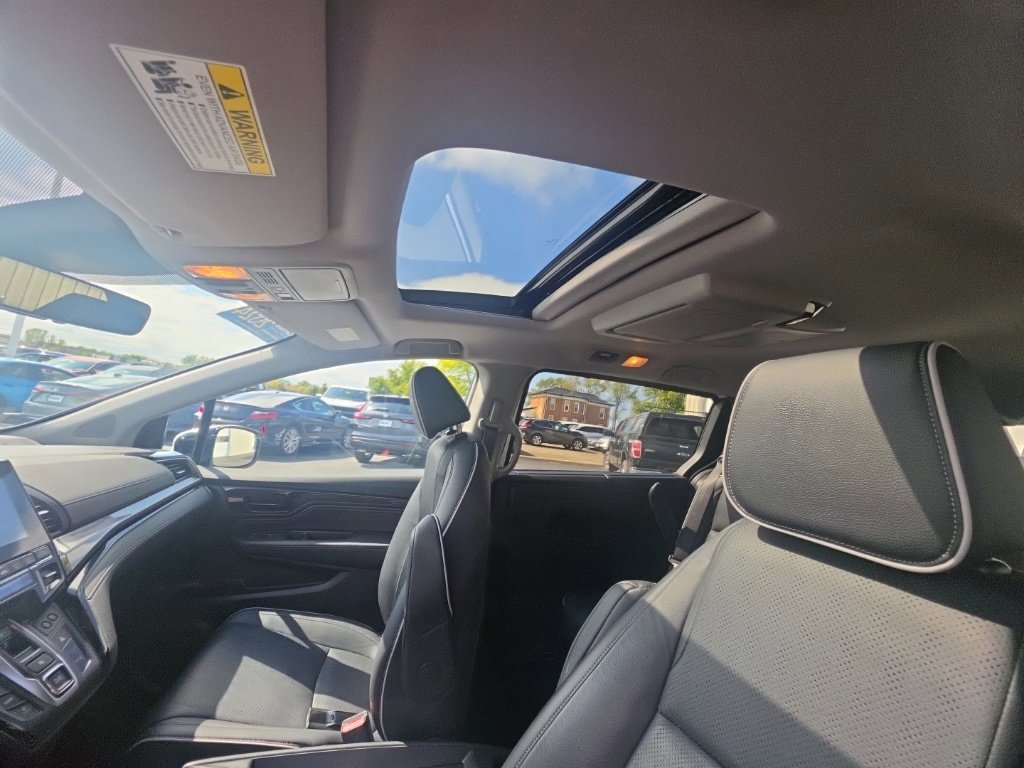 Certified 2024 Honda Odyssey Elite image 15