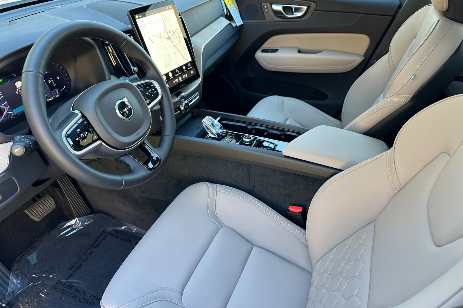 New 2026 Volvo XC60 B5 Core image 8