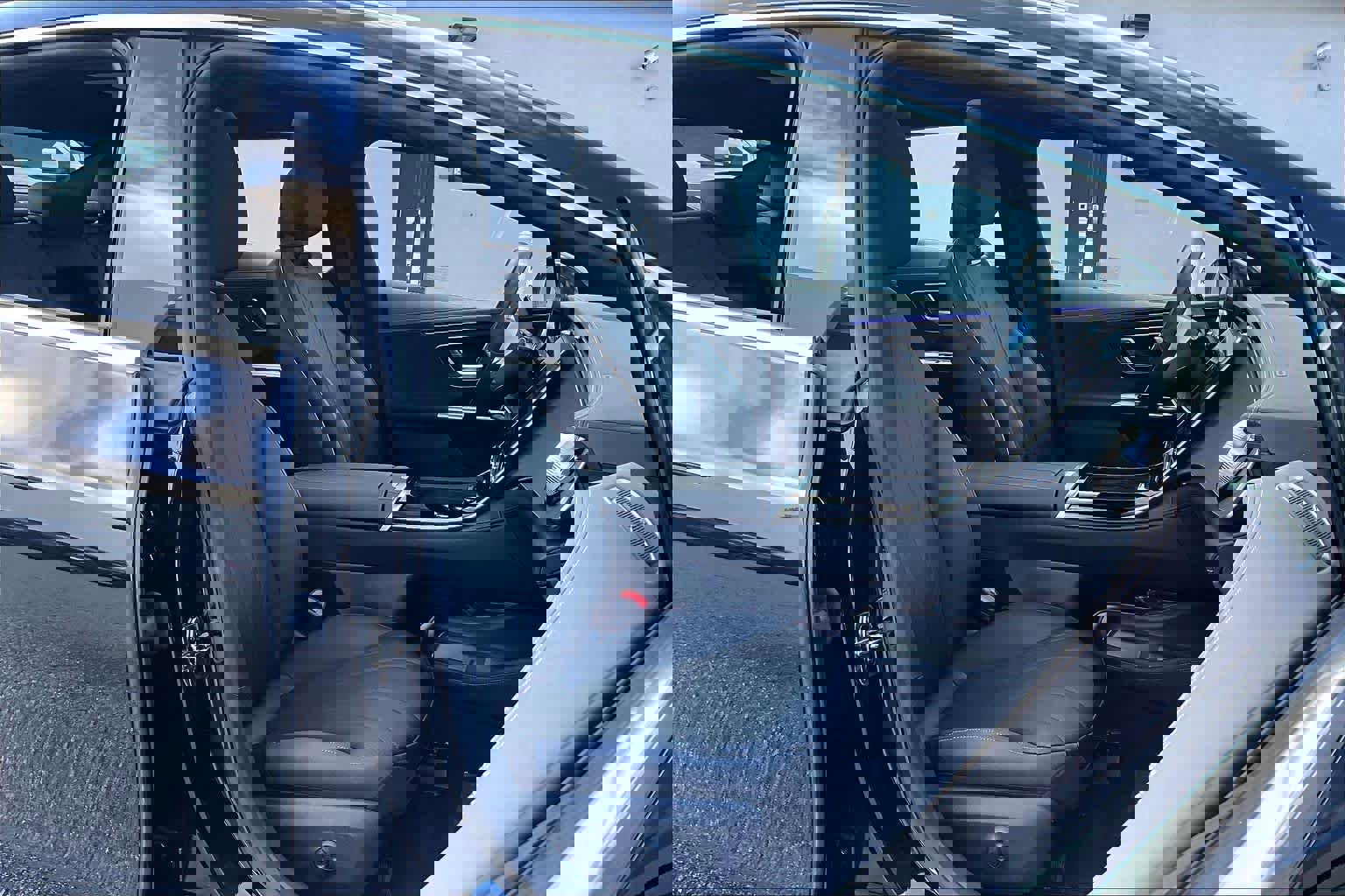 Used 2024 Mercedes-Benz EQE 350+ 4MATIC Sedan w/ Driver Assistance Package image 8