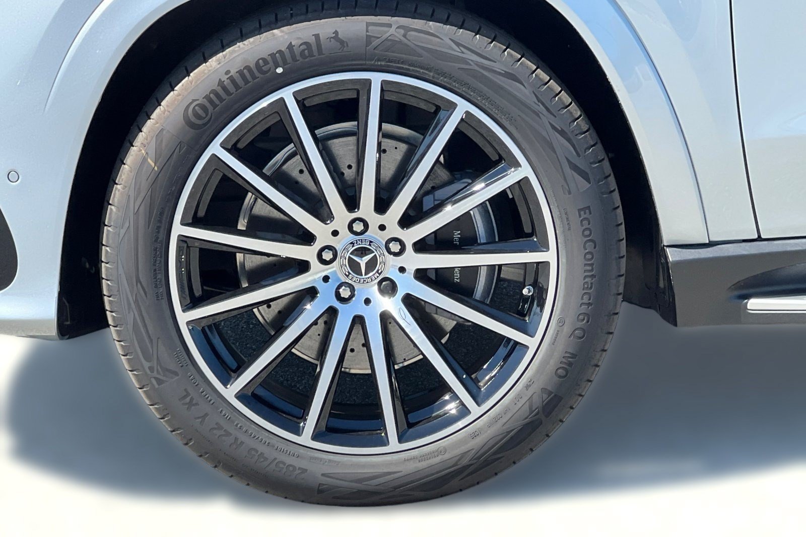 New 2026 Mercedes-Benz GLS 580 4MATIC image 12