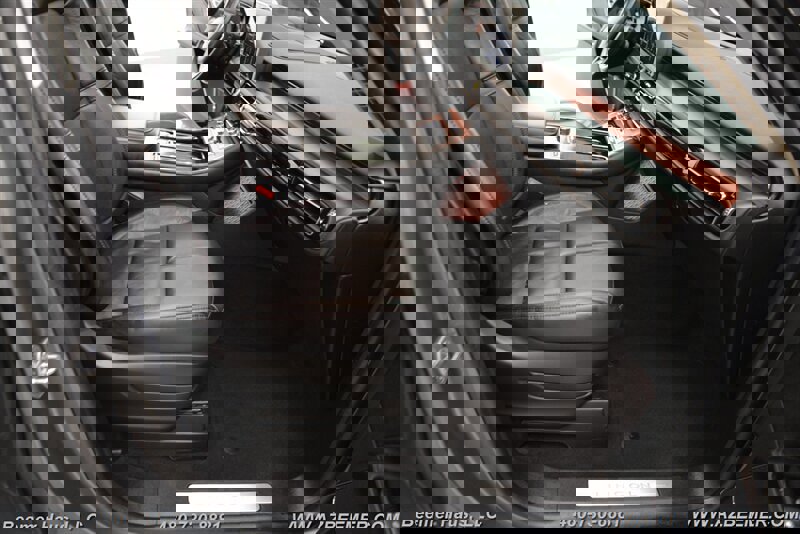 Used 2023 Lincoln Aviator Reserve w/ Equipment Group 201A image 18