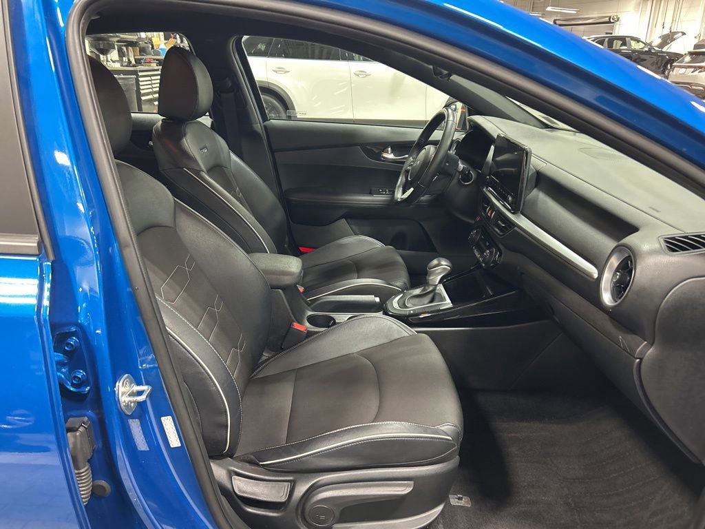 Certified 2023 Kia Forte GT-Line image 22