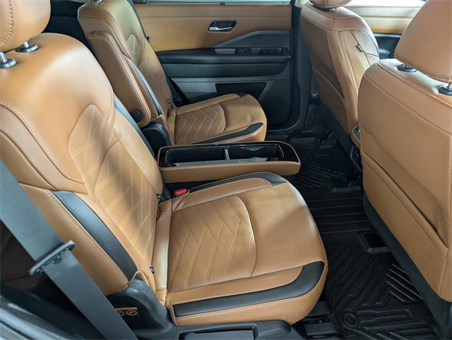 Used 2023 Nissan Pathfinder Platinum image 22