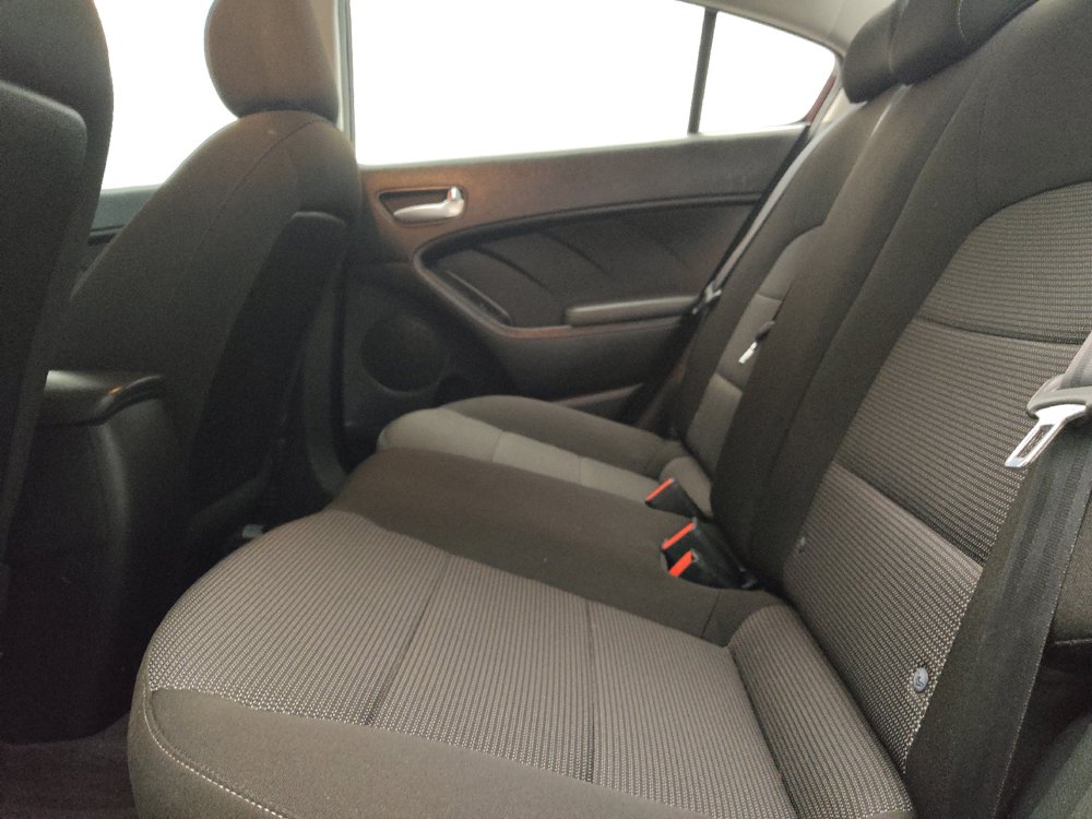 Used 2017 Kia Forte LX FWD image 18