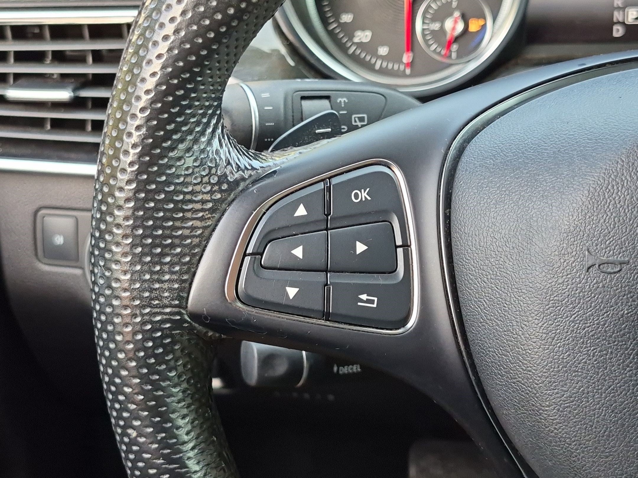 Certified 2018 Mercedes-Benz GLE 350 4MATIC image 13