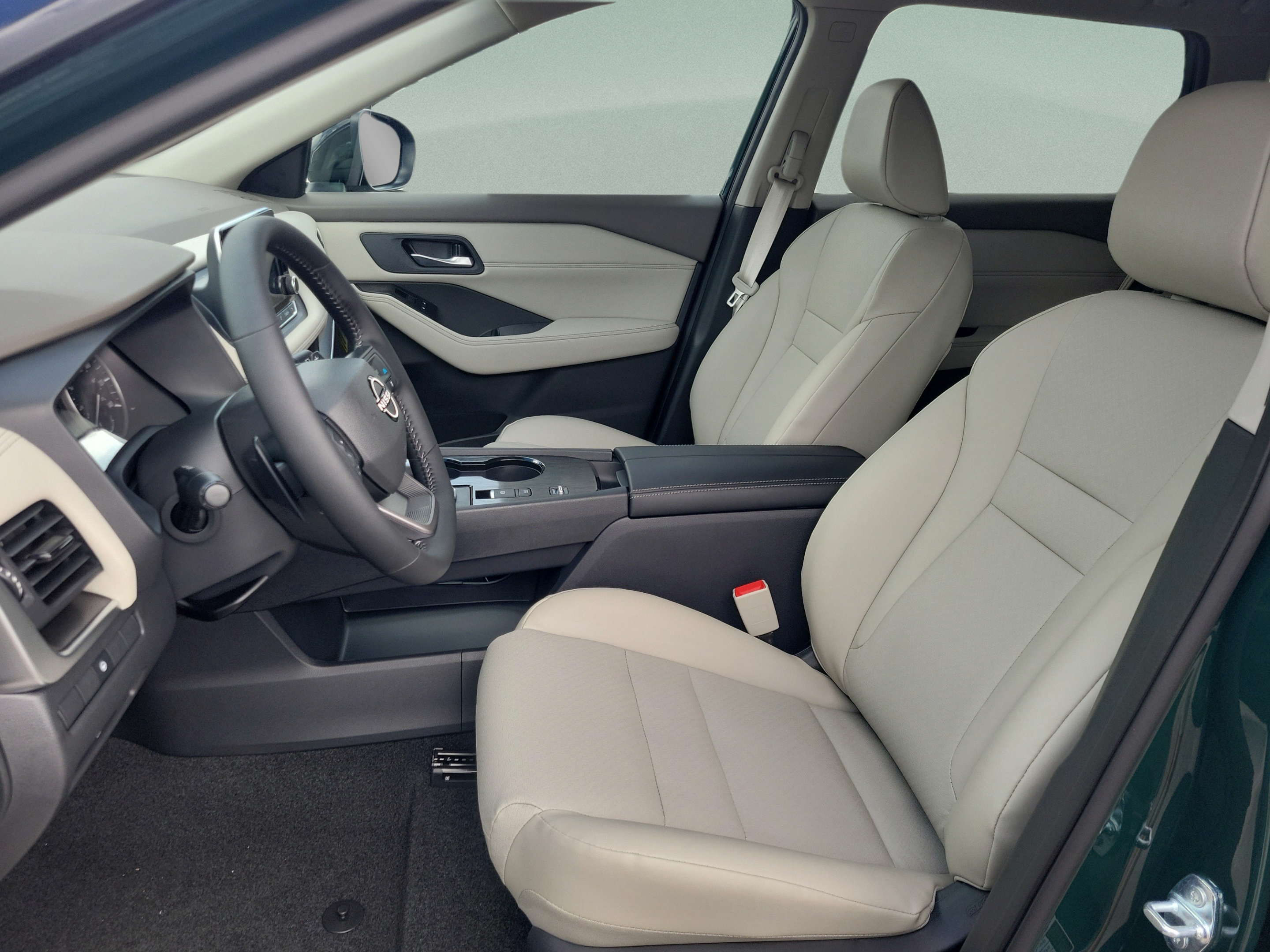 New 2026 Nissan Rogue Dark Armor FWD image 17