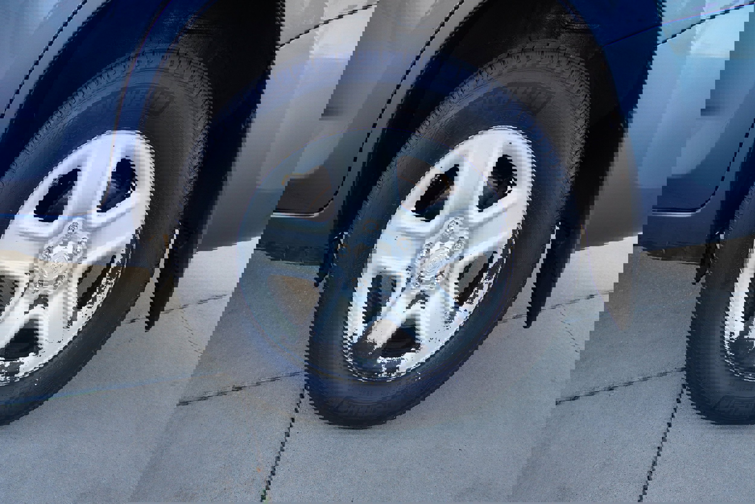 Used 2012 Toyota RAV4 4WD image 12