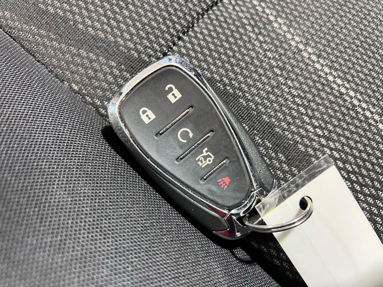 Used 2020 Chevrolet Sonic LT w/ Convenience Package image 17