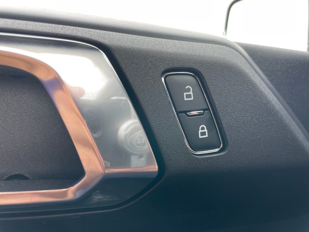 New 2025 Ford Bronco Badlands image 26