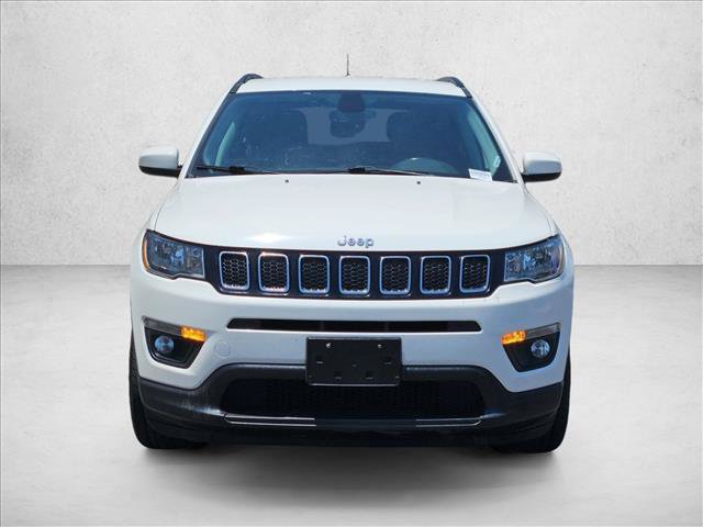 Used 2019 Jeep Compass Latitude w/ Popular Equipment Group FWD image 3