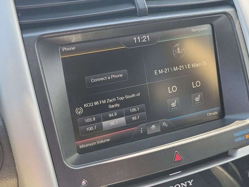 Used 2014 Ford Edge Limited w/ Equipment Group 302A AWD/4WD image 18