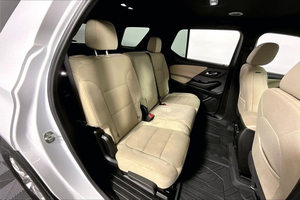 Used 2023 Chevrolet Traverse LS FWD image 27