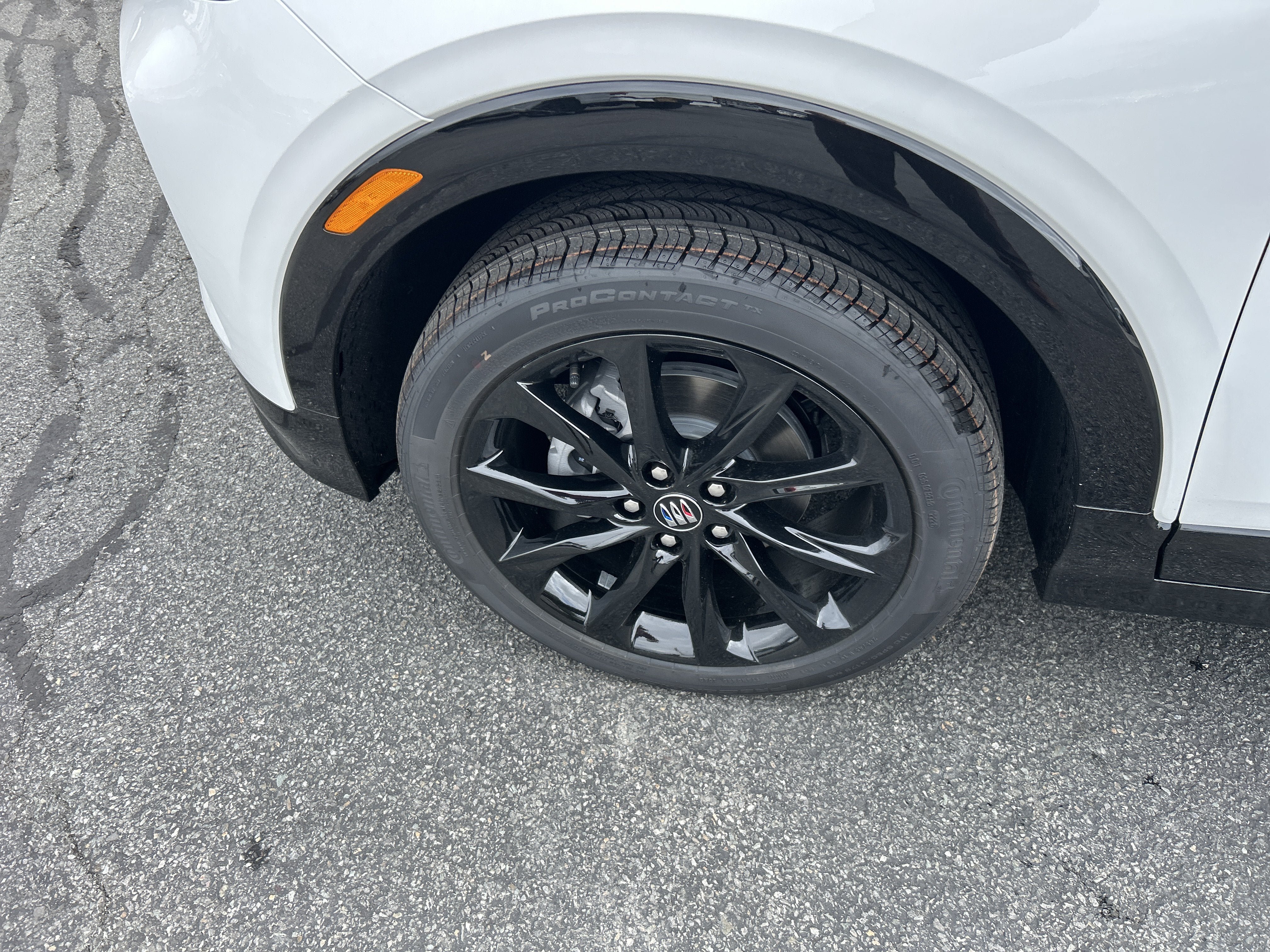 New 2026 Buick Encore GX Sport Touring w/ Advanced Technology Package AWD/4WD image 4