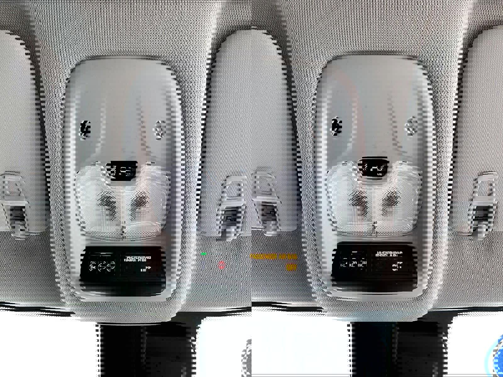 Used 2024 Chevrolet TrailBlazer LS image 23