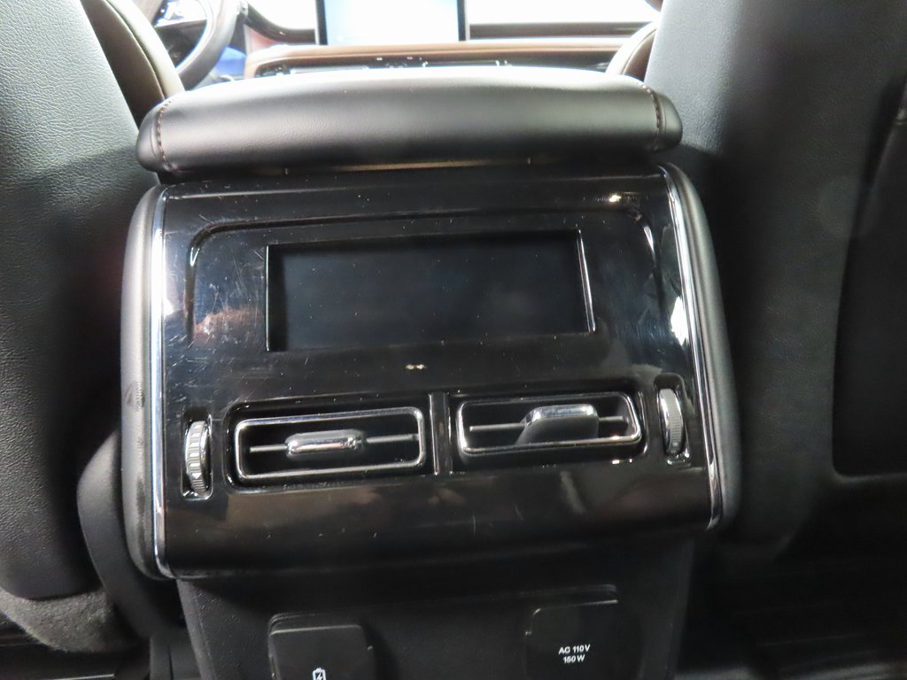 Used 2023 Lincoln Aviator Reserve w/ Equipment Group 201A image 11