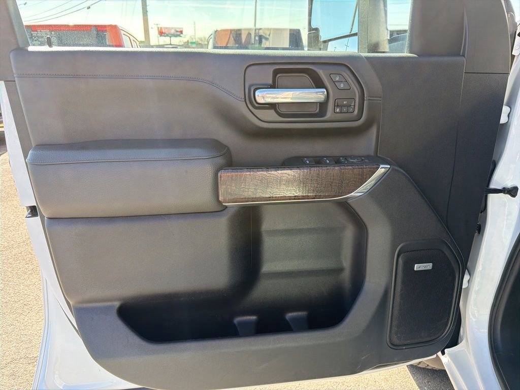 Used 2023 GMC Sierra 3500 Denali w/ Denali Ultimate Package image 22