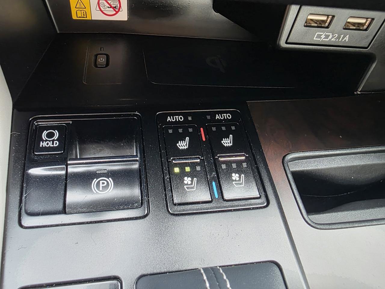 Used 2022 Lexus RX 450h AWD w/ Premium Package image 25