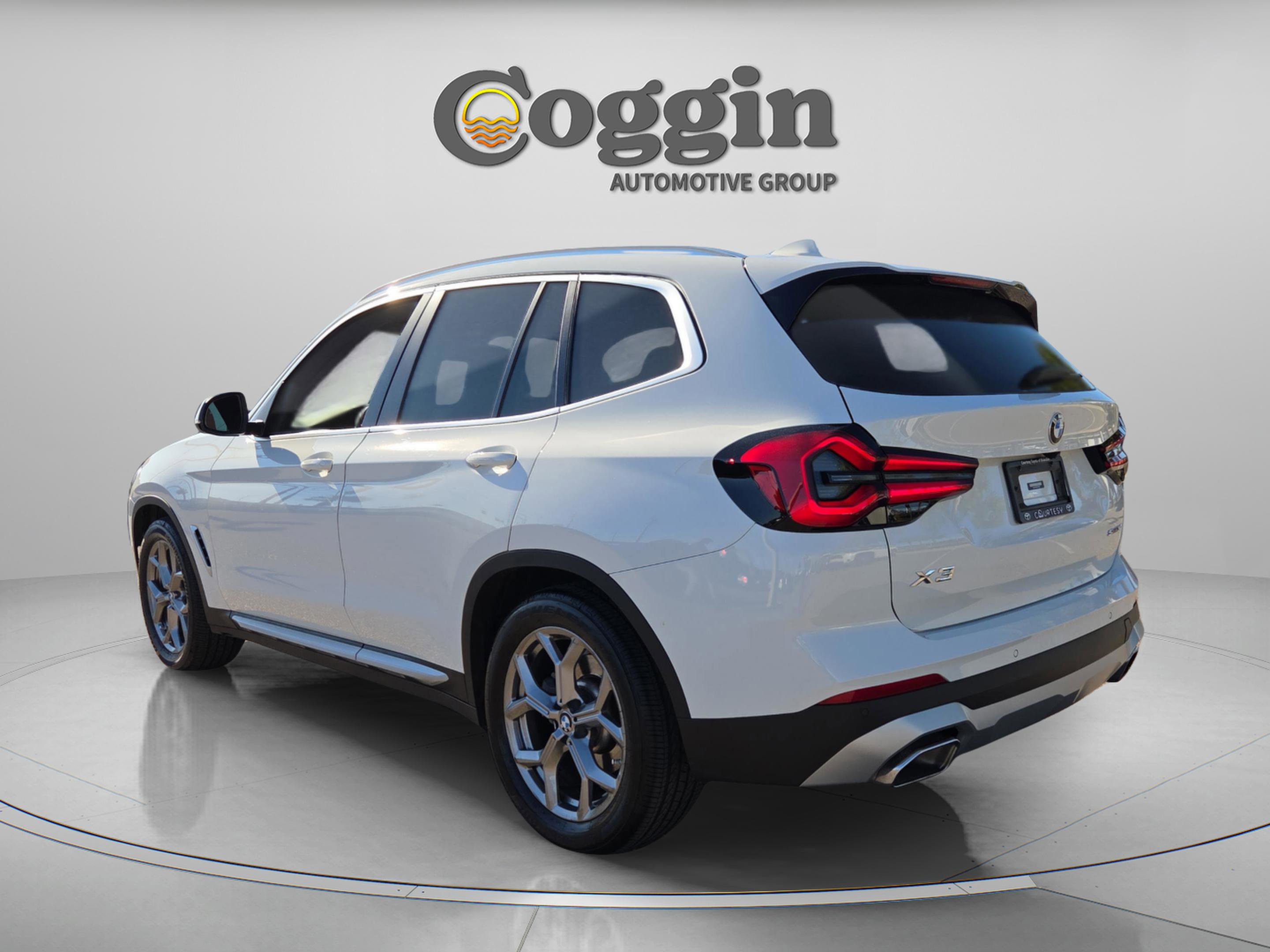 Used 2022 BMW X3 sDrive30i w/ Convenience Package w/ZPA image 3