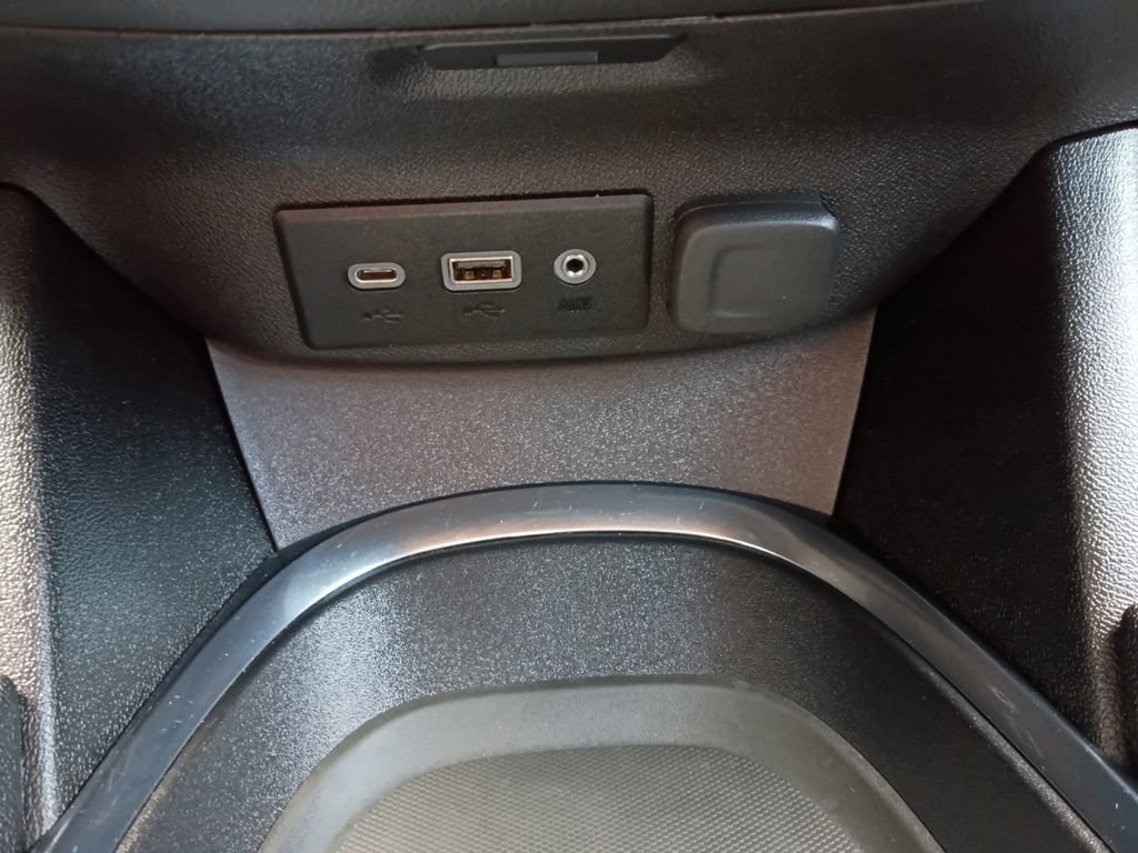 Used 2024 Chevrolet Malibu LT FWD image 6