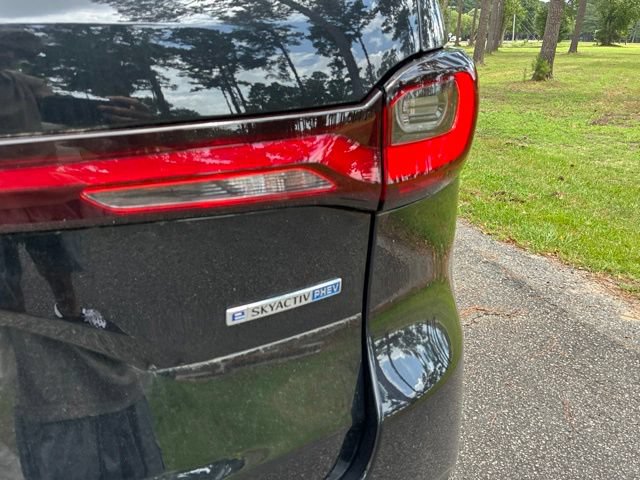 Certified 2025 MAZDA CX-70 Plug-In Hybrid w/ Premium Plus AWD/4WD image 14