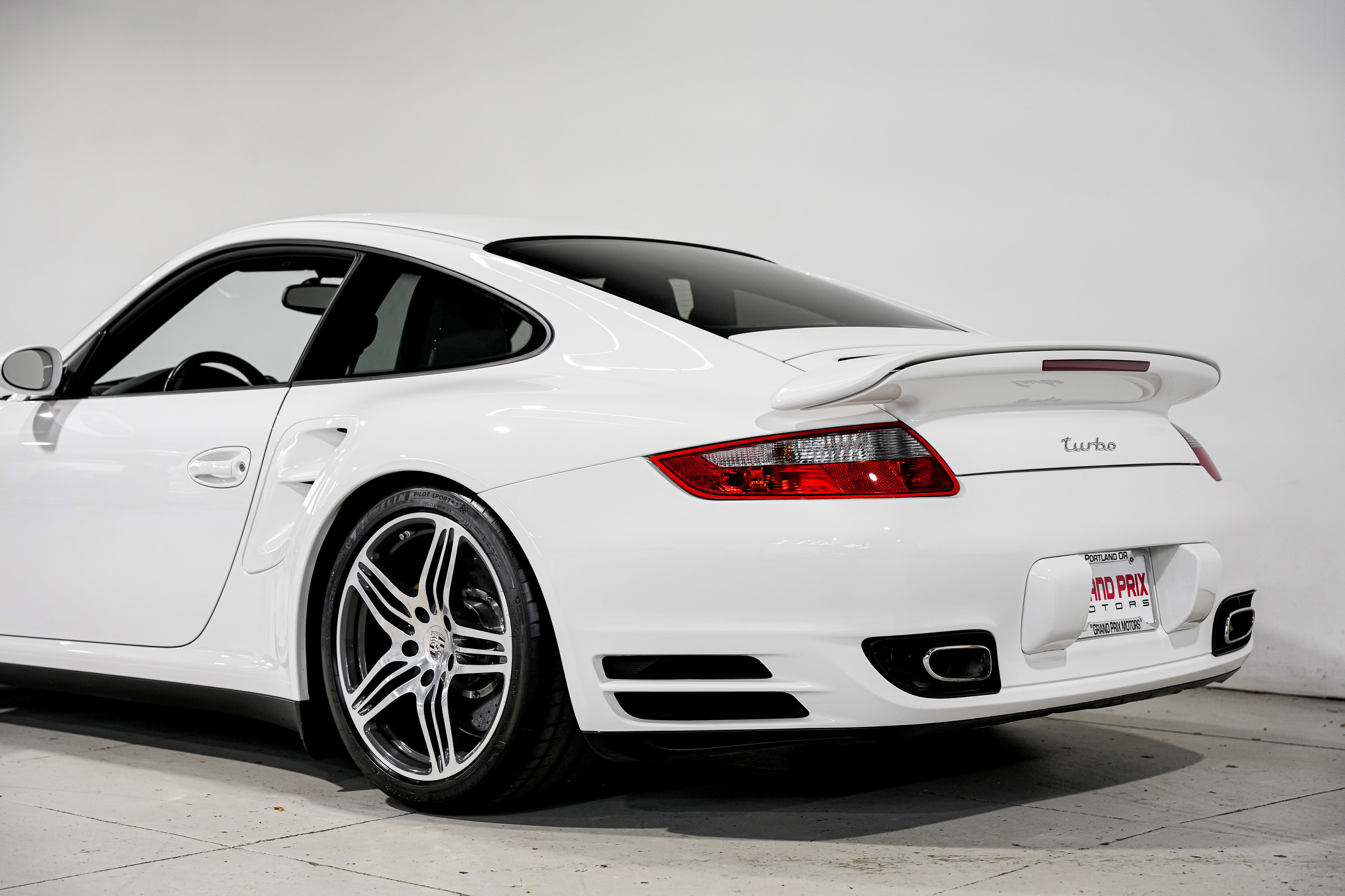 Used 2007 Porsche 911 Turbo image 36