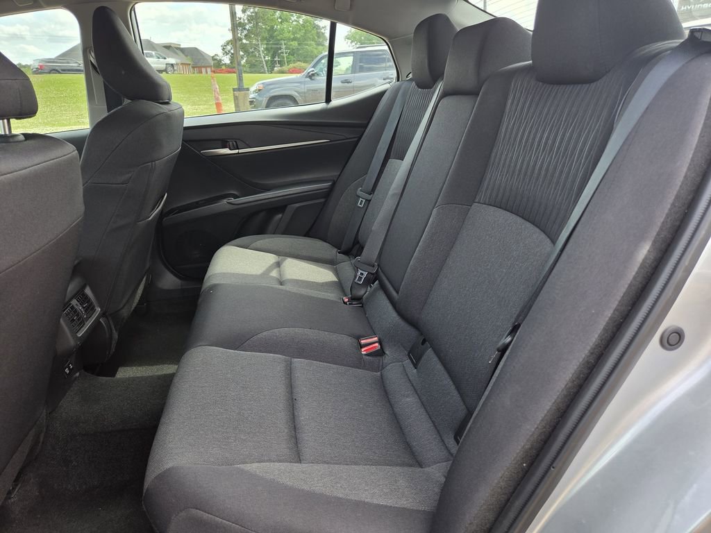 Used 2025 Toyota Camry LE image 20