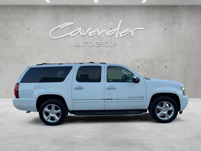 Used 2009 Chevrolet Suburban LTZ AWD/4WD image 17