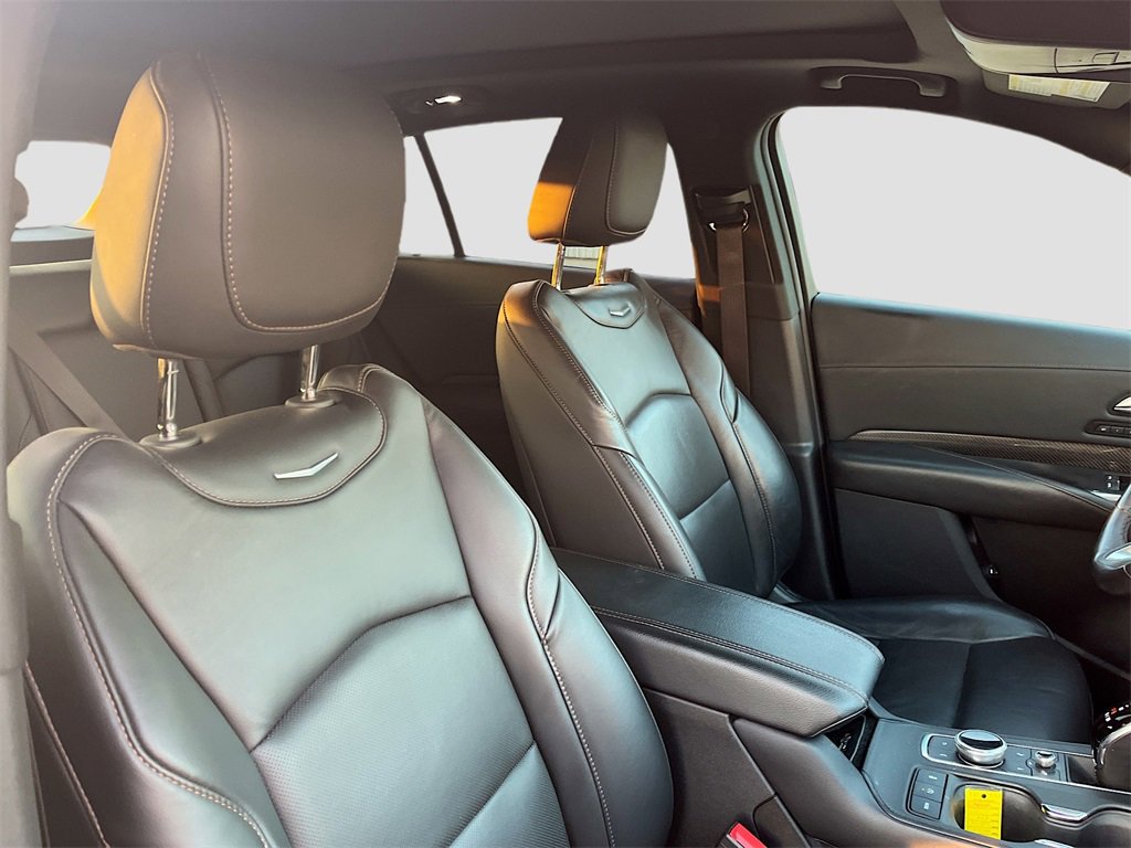 Used 2023 Cadillac XT4 Sport w/ Sun And Sound Package image 28