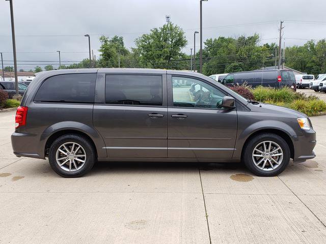 Used 2016 Dodge Grand Caravan SE image 7