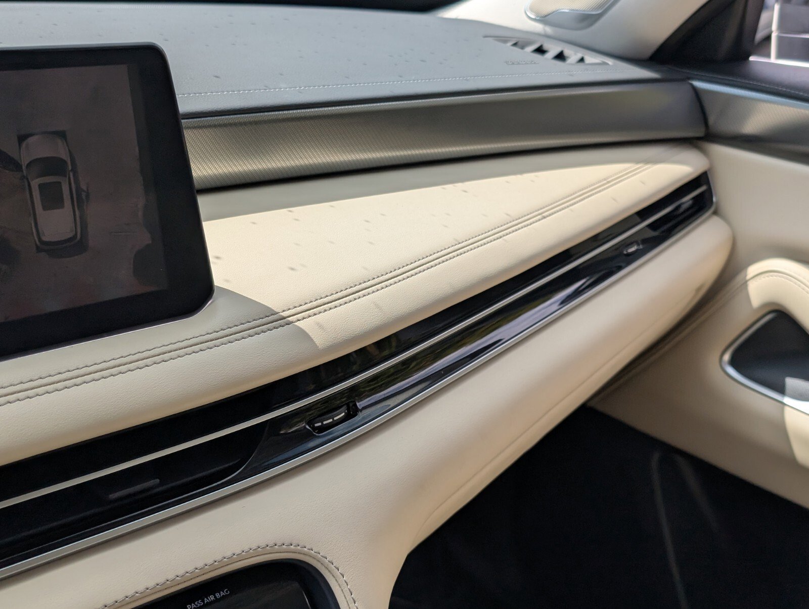 Used 2023 INFINITI QX60 Luxe w/ Vision Package FWD image 27