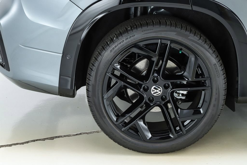 New 2026 Volkswagen Tiguan SE R-Line image 52