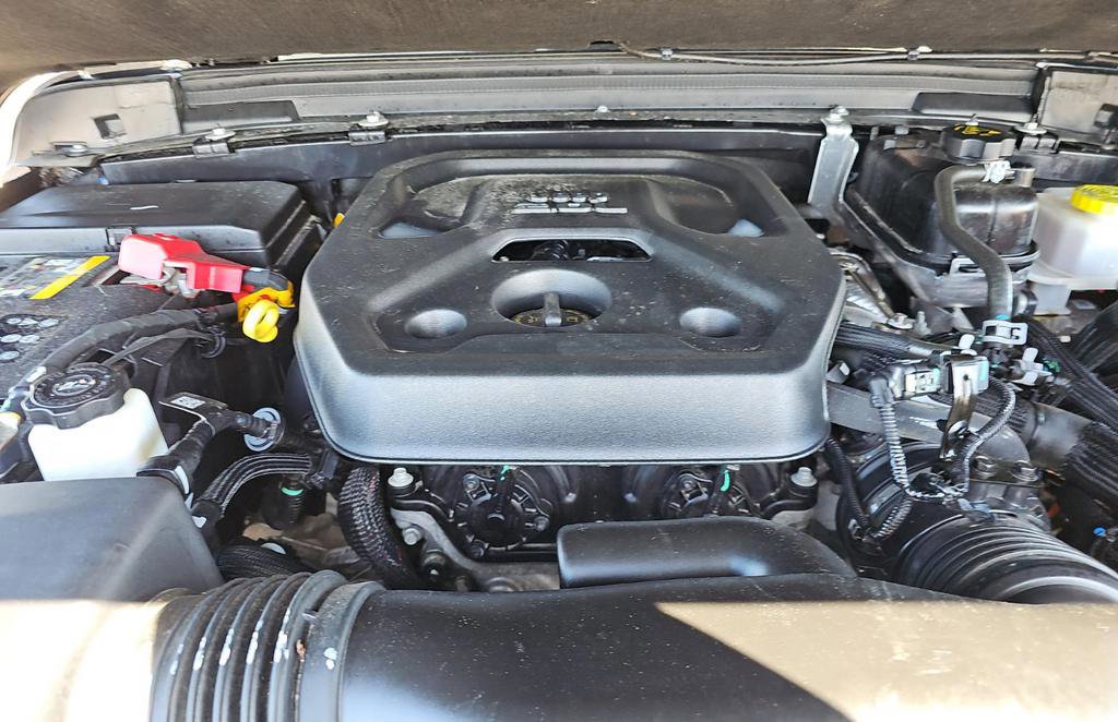 Used 2023 Jeep Wrangler Unlimited Sahara AWD/4WD image 15
