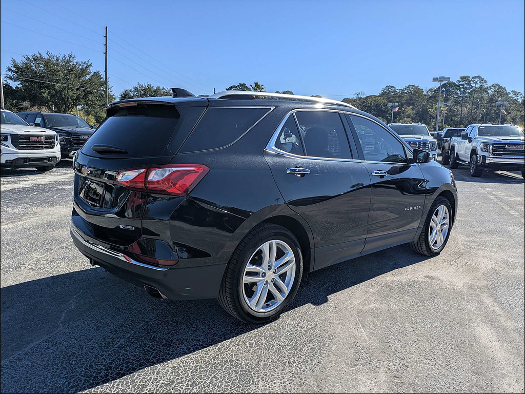 Used 2018 Chevrolet Equinox Premier FWD image 3