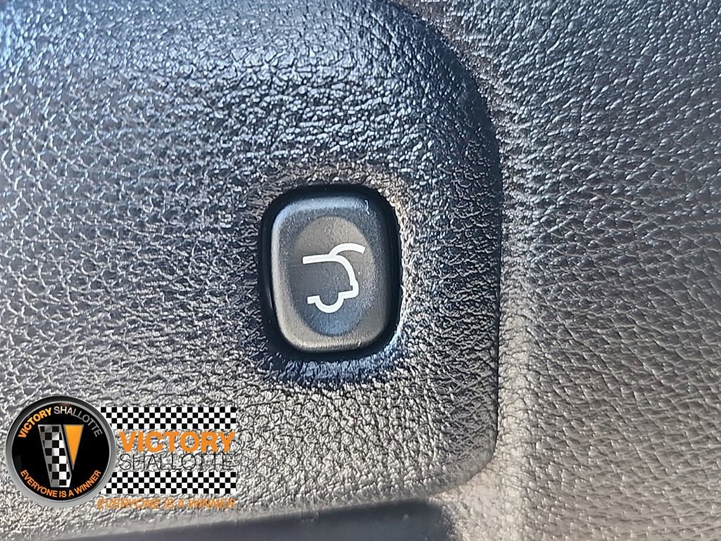 Certified 2022 Jeep Grand Cherokee Laredo X image 23