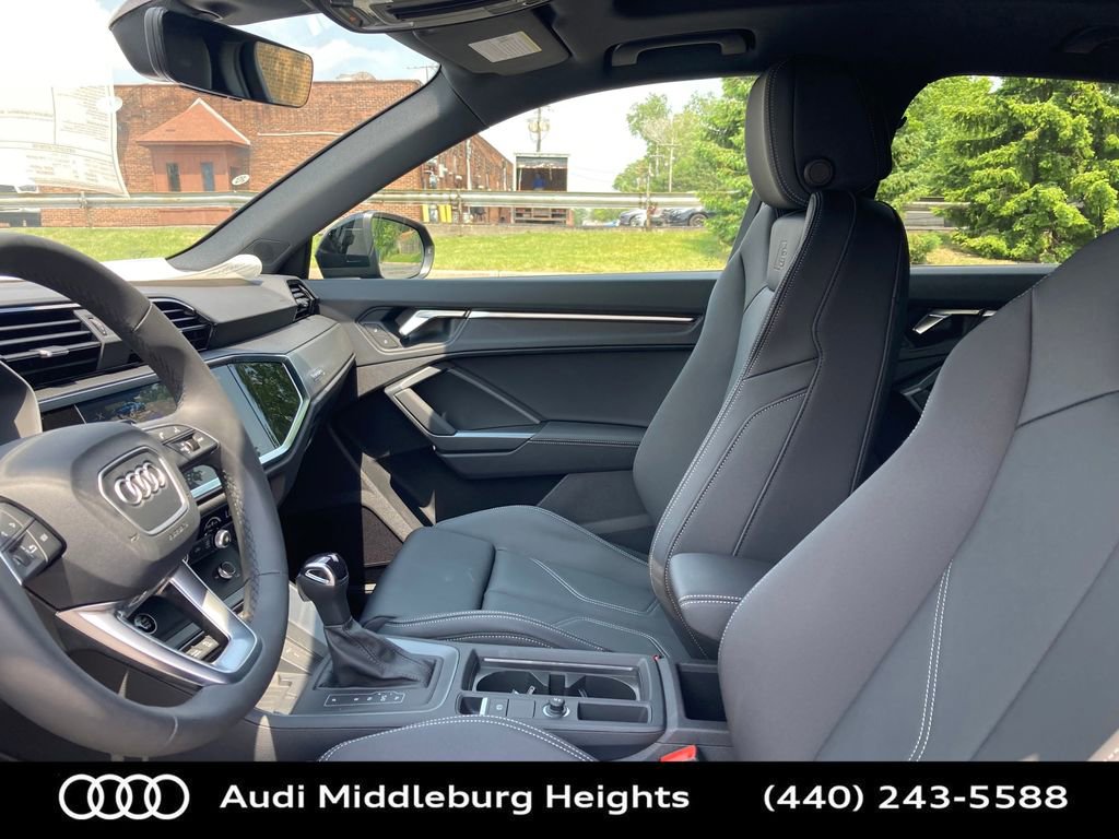 Certified 2025 Audi Q3 2.0T Premium w/ Convenience Package image 12