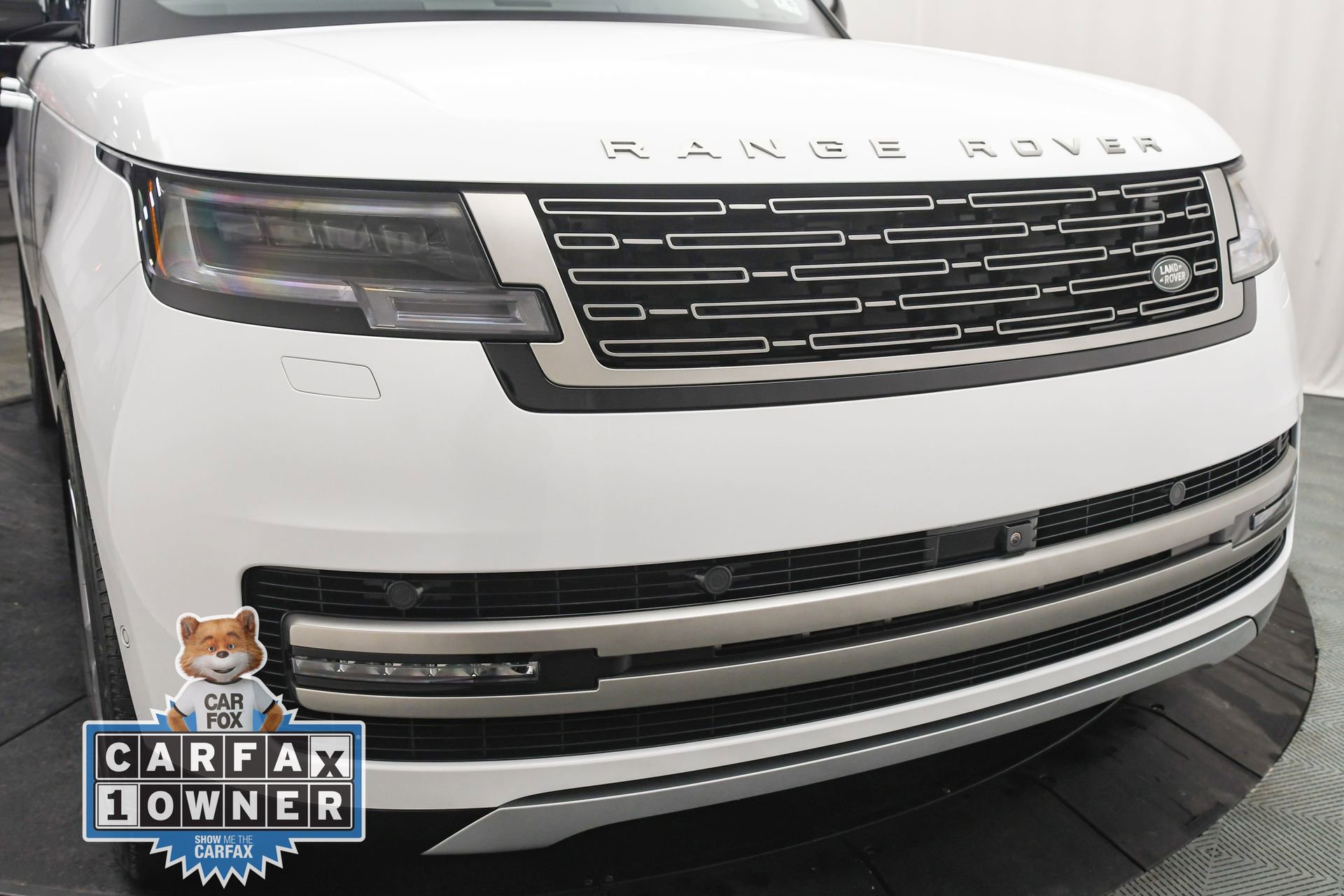 Used 2025 Land Rover Range Rover SE AWD/4WD image 27
