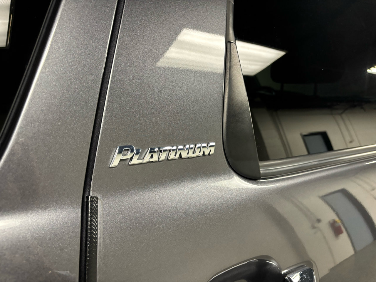 Used 2016 Toyota Sequoia Platinum image 6