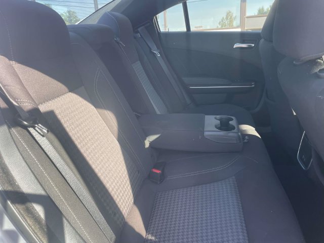 Used 2023 Dodge Charger SXT RWD image 10