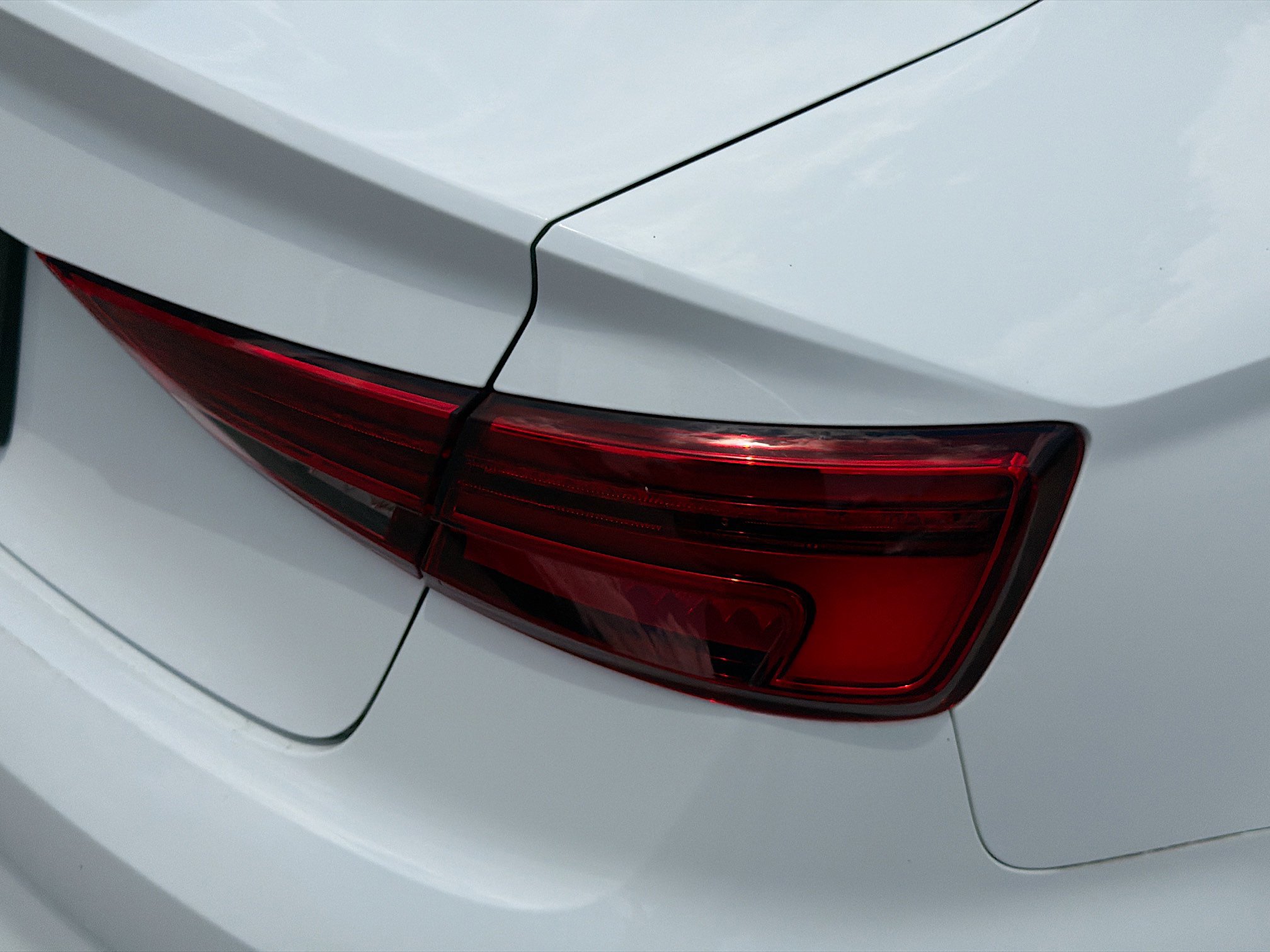 Used 2018 Audi A3 2.0T Premium Plus FWD image 27