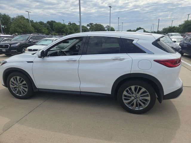 Used 2023 INFINITI QX50 Pure FWD image 5