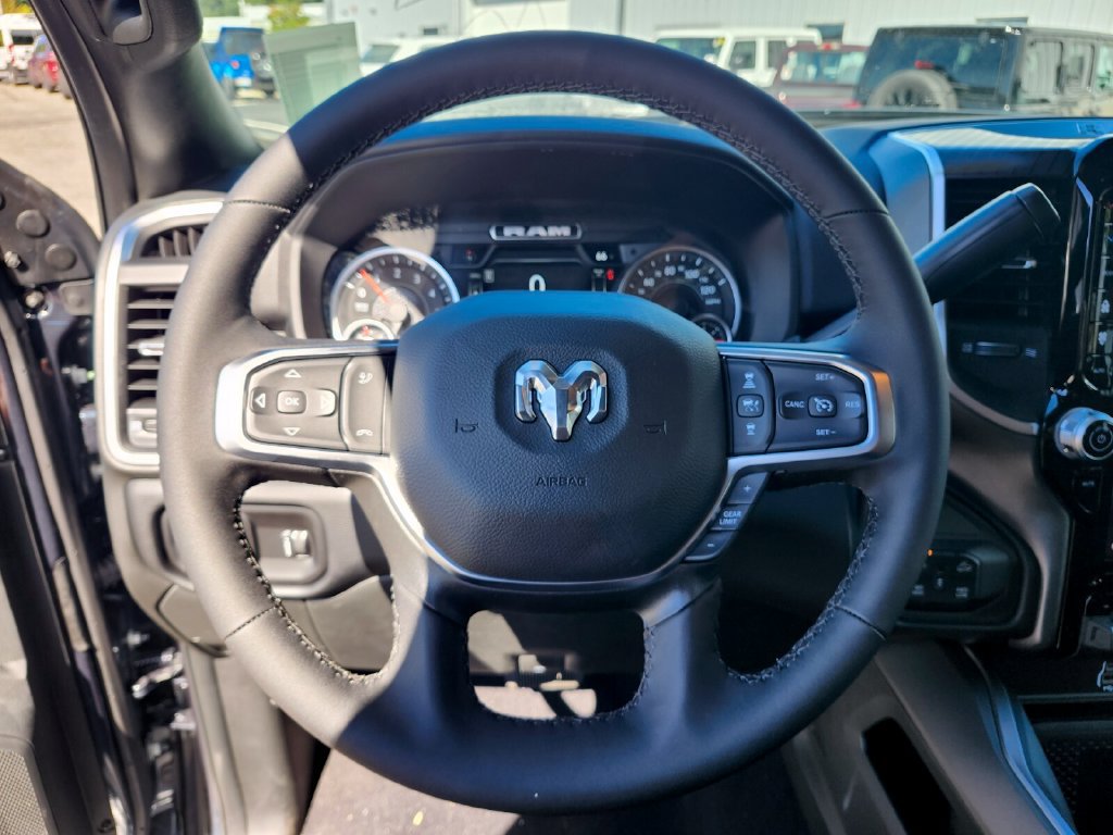 New 2026 RAM 2500 Big Horn AWD/4WD image 29