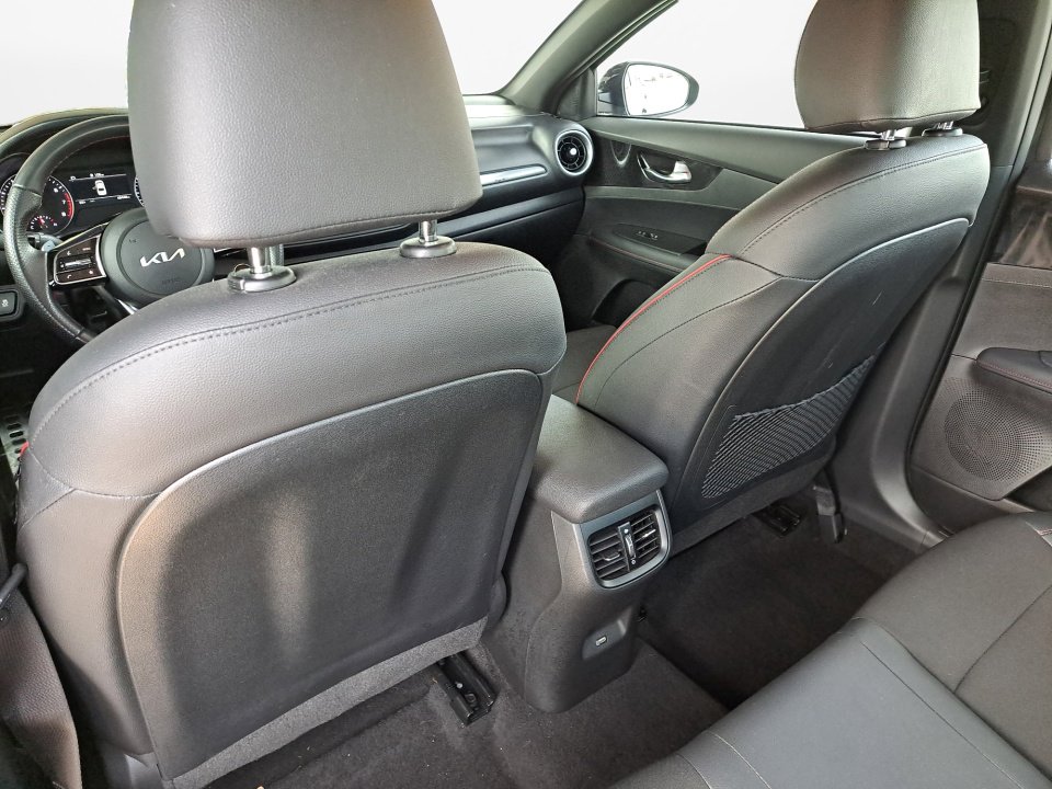 Used 2024 Kia Forte GT FWD image 16