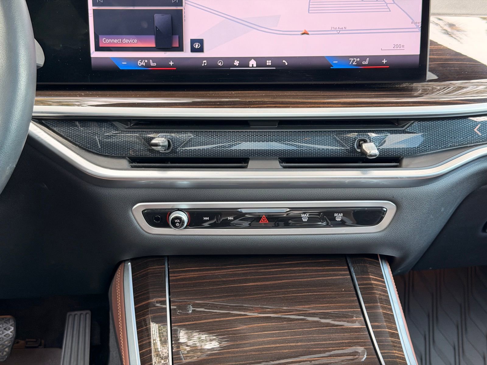 Certified 2024 BMW X5 sDrive40i w/ Premium Package RWD image 18