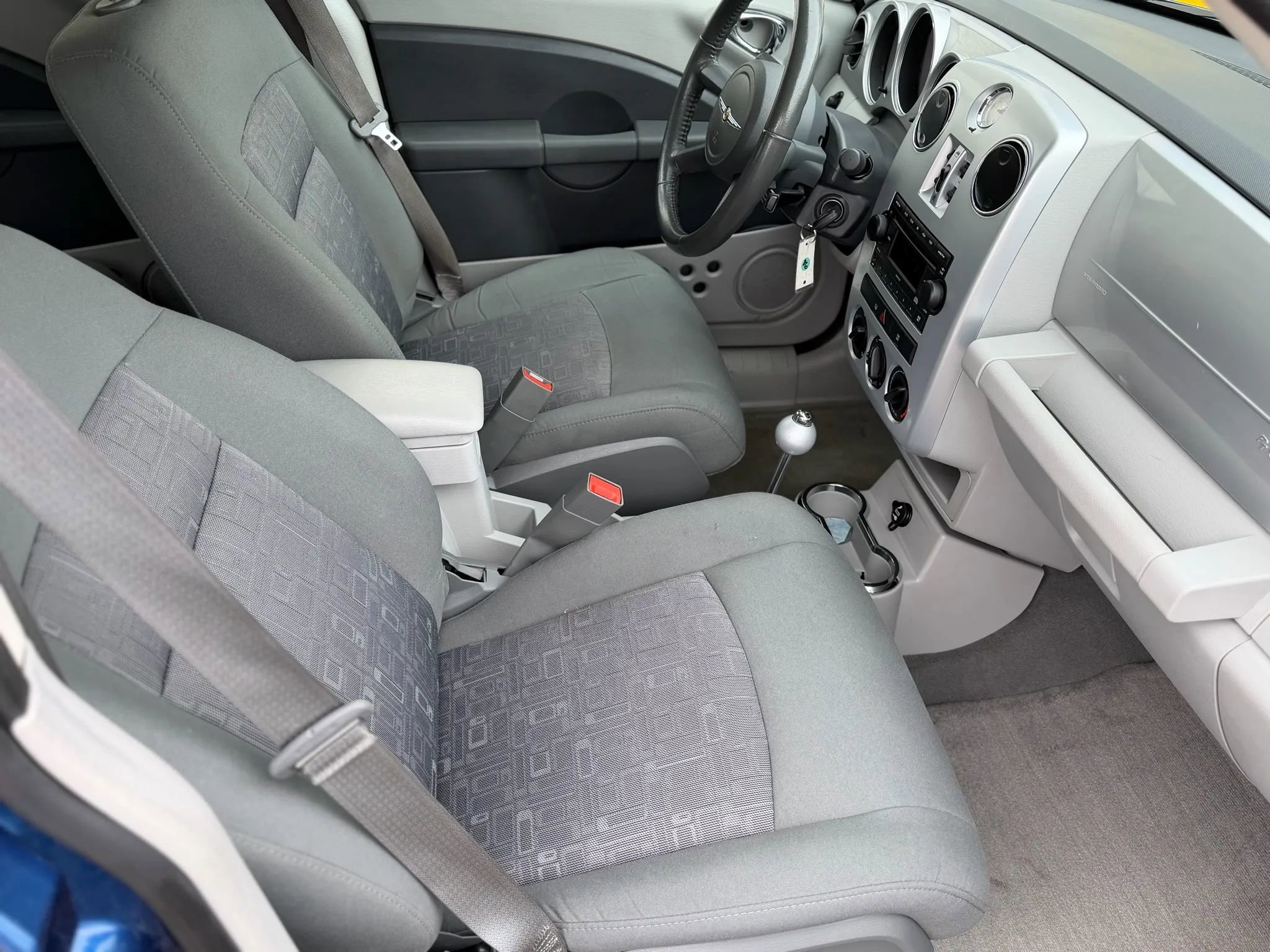 Used 2010 Chrysler PT Cruiser image 17