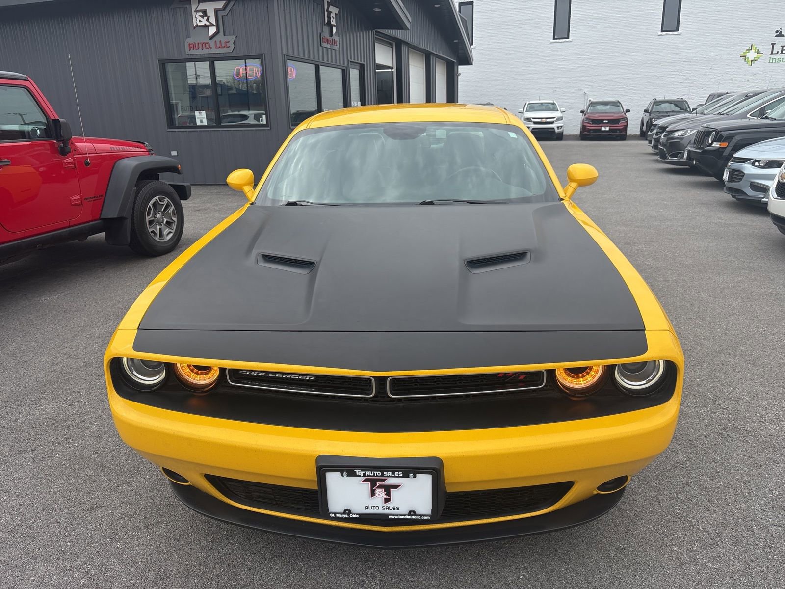 Used 2017 Dodge Challenger R/T image 10
