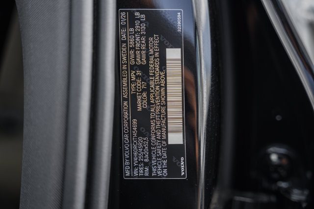New 2026 Volvo XC60 T8 Plus w/ Protection Package Premier AWD/4WD image 40