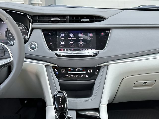 New 2026 Cadillac XT5 Premium Luxury w/ Driver Assist Package AWD/4WD image 17