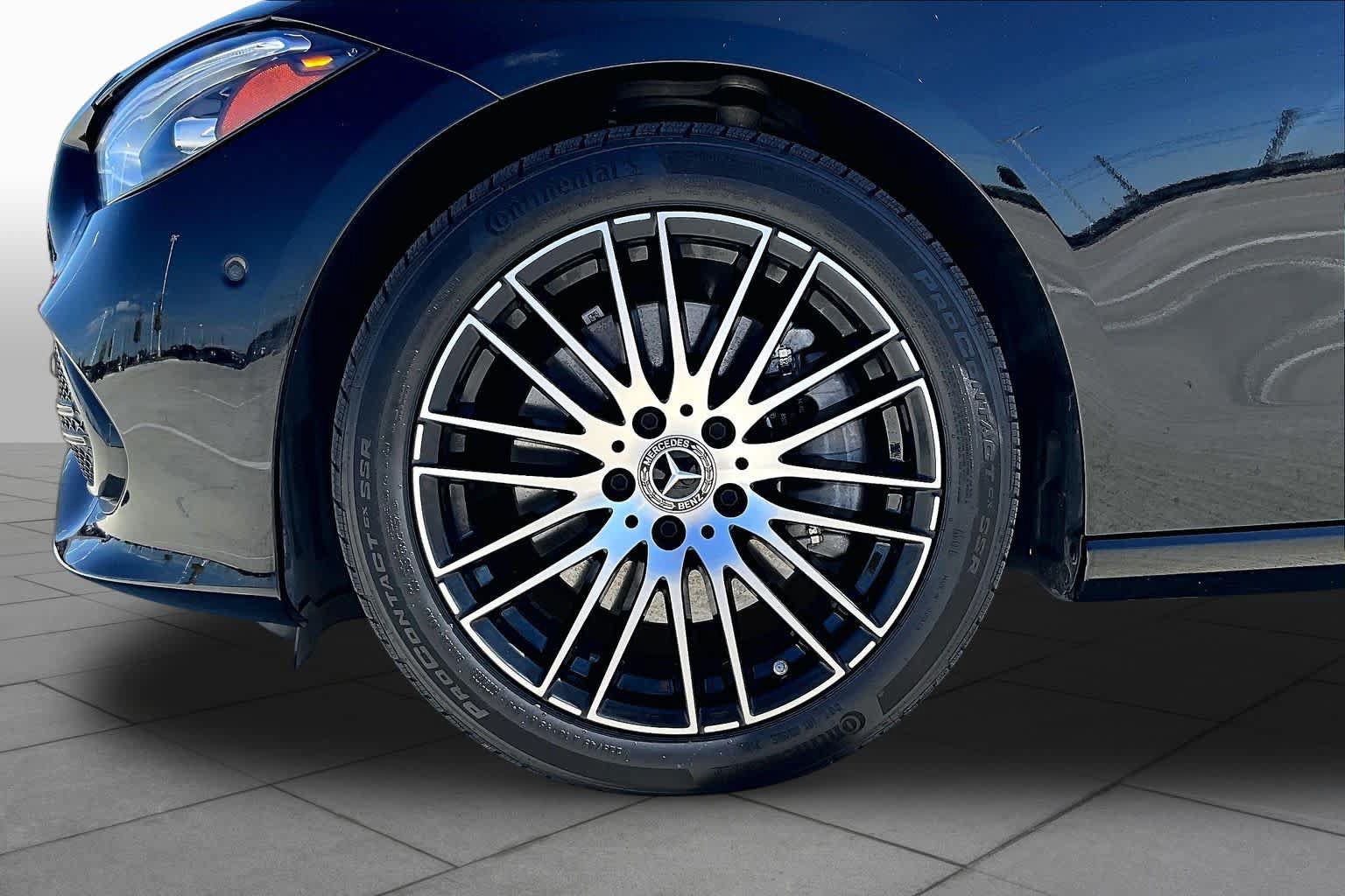 Certified 2025 Mercedes-Benz C 300 Sedan image 11
